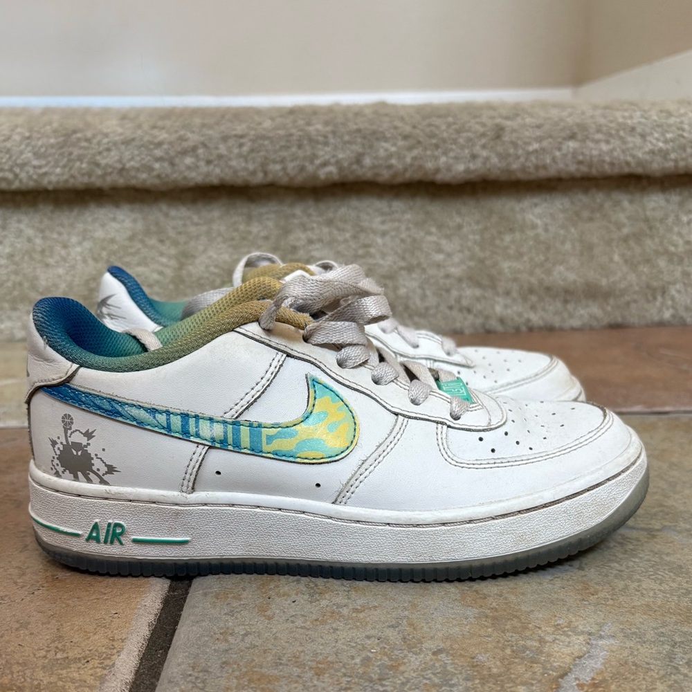 Nikes AF1 LV8 GS- -‘Unlock Your Space’ 2023, big kids, Sz 3.5